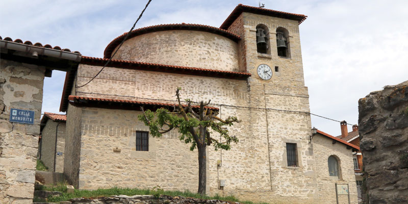 Iglesia de San Juan Evangelista en Montevite