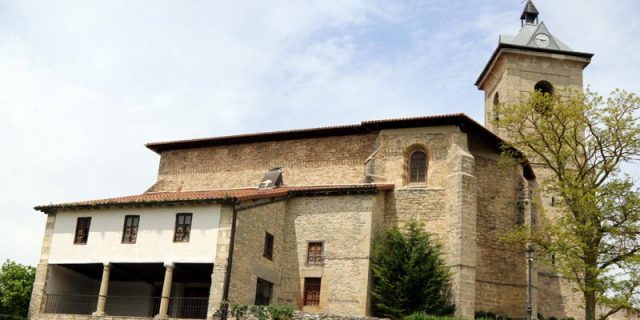 Iglesia de Santiago Apóstol en Trespuentes